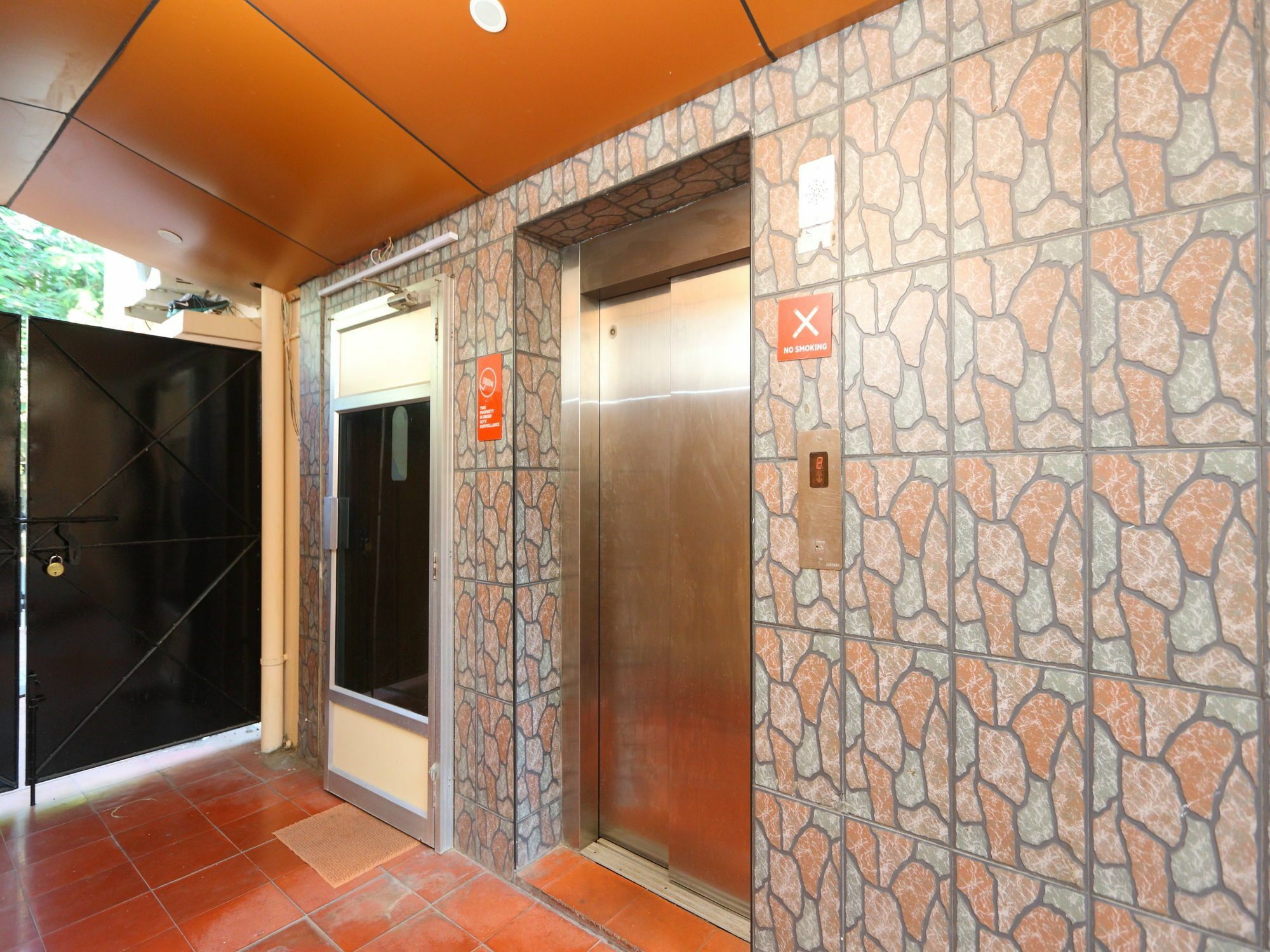 Oyo 3192 Day Inn Chennai Exterior photo